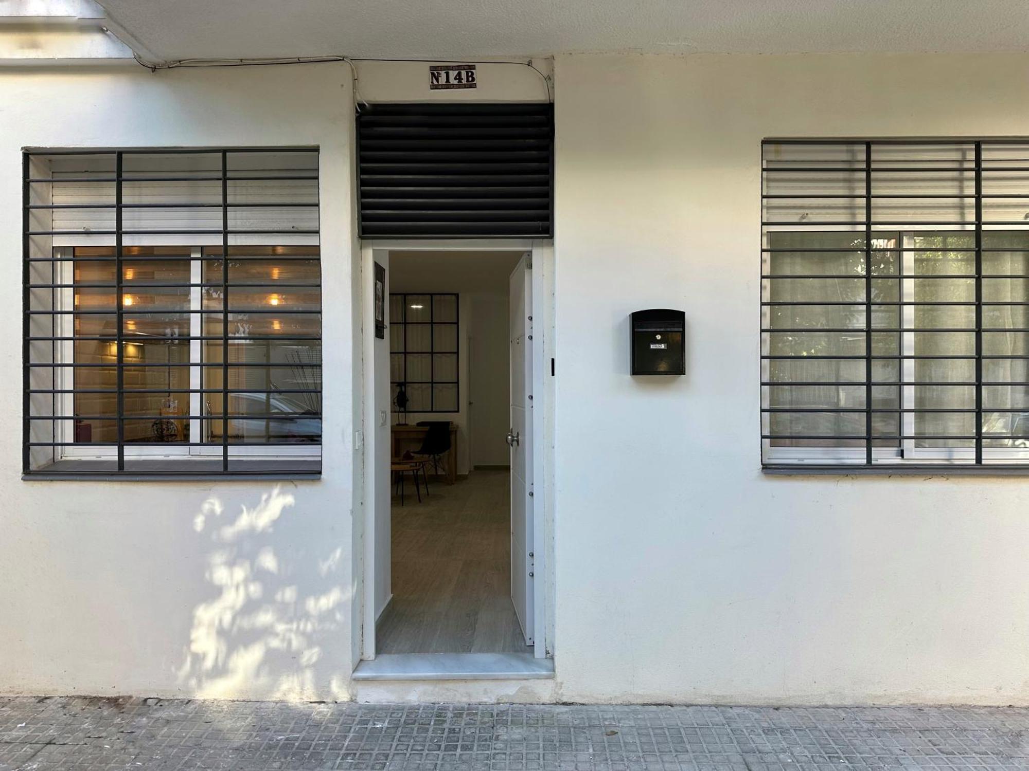 A&M Apartamento En Nervion Севилья Экстерьер фото