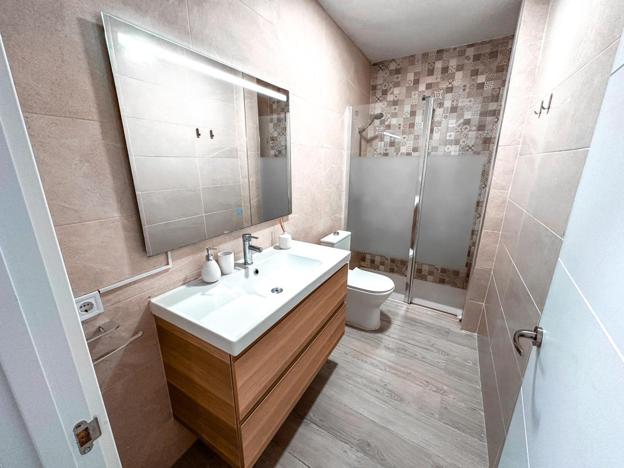 A&M Apartamento En Nervion Севилья Экстерьер фото